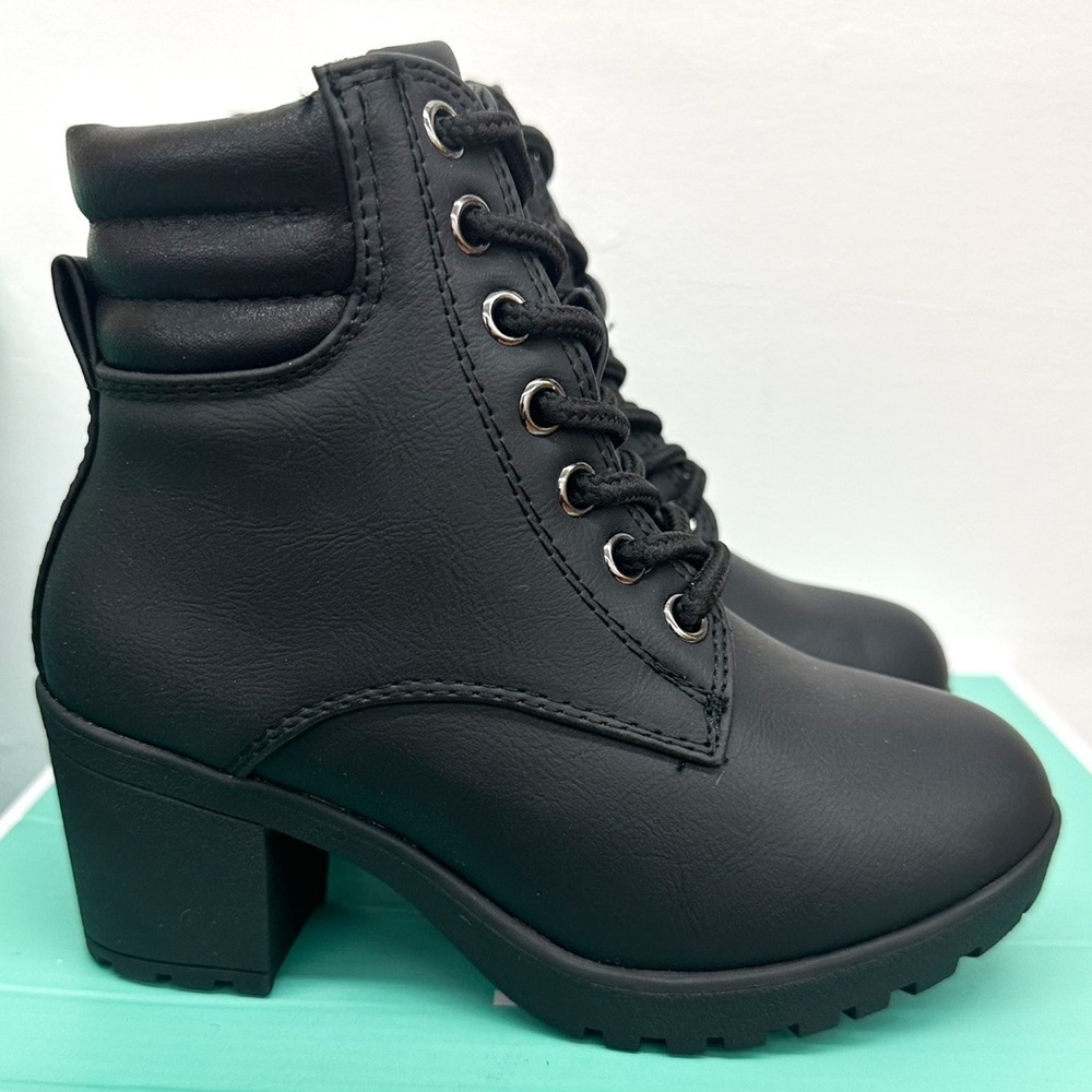 GIRLS Black Faux Leather Ankle Boots - Picture 2 of 3